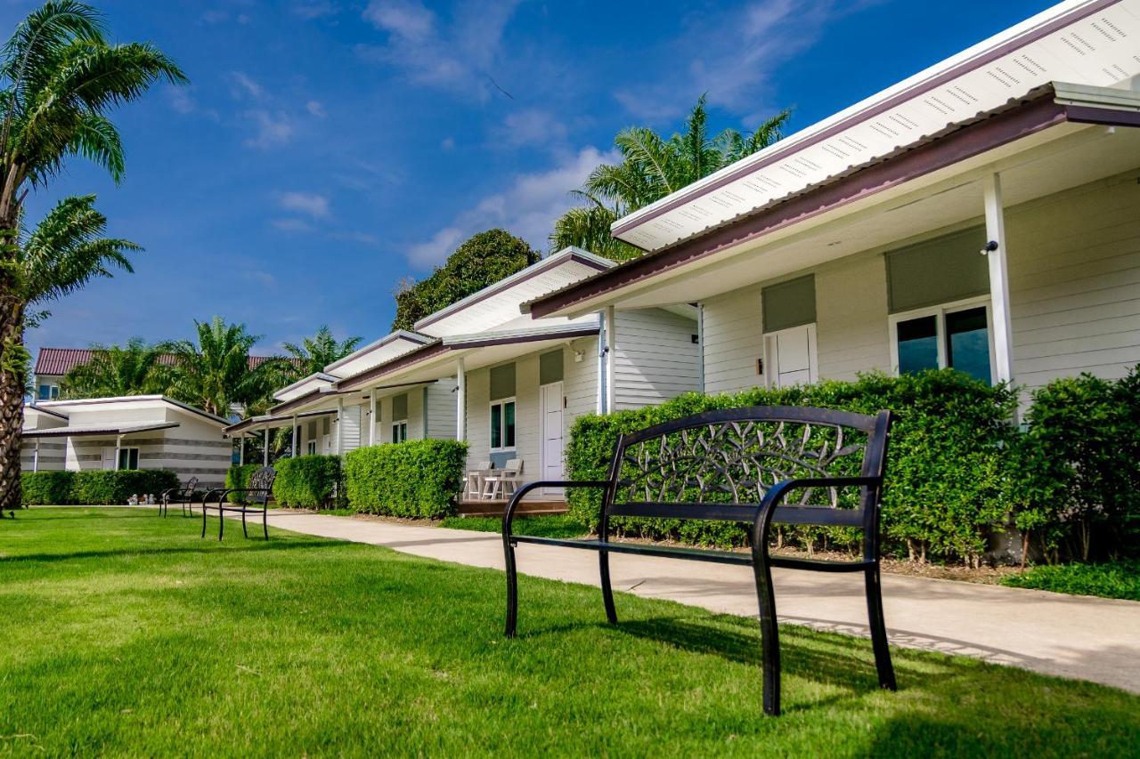 One Chumphon Hotel Ngoại thất bức ảnh