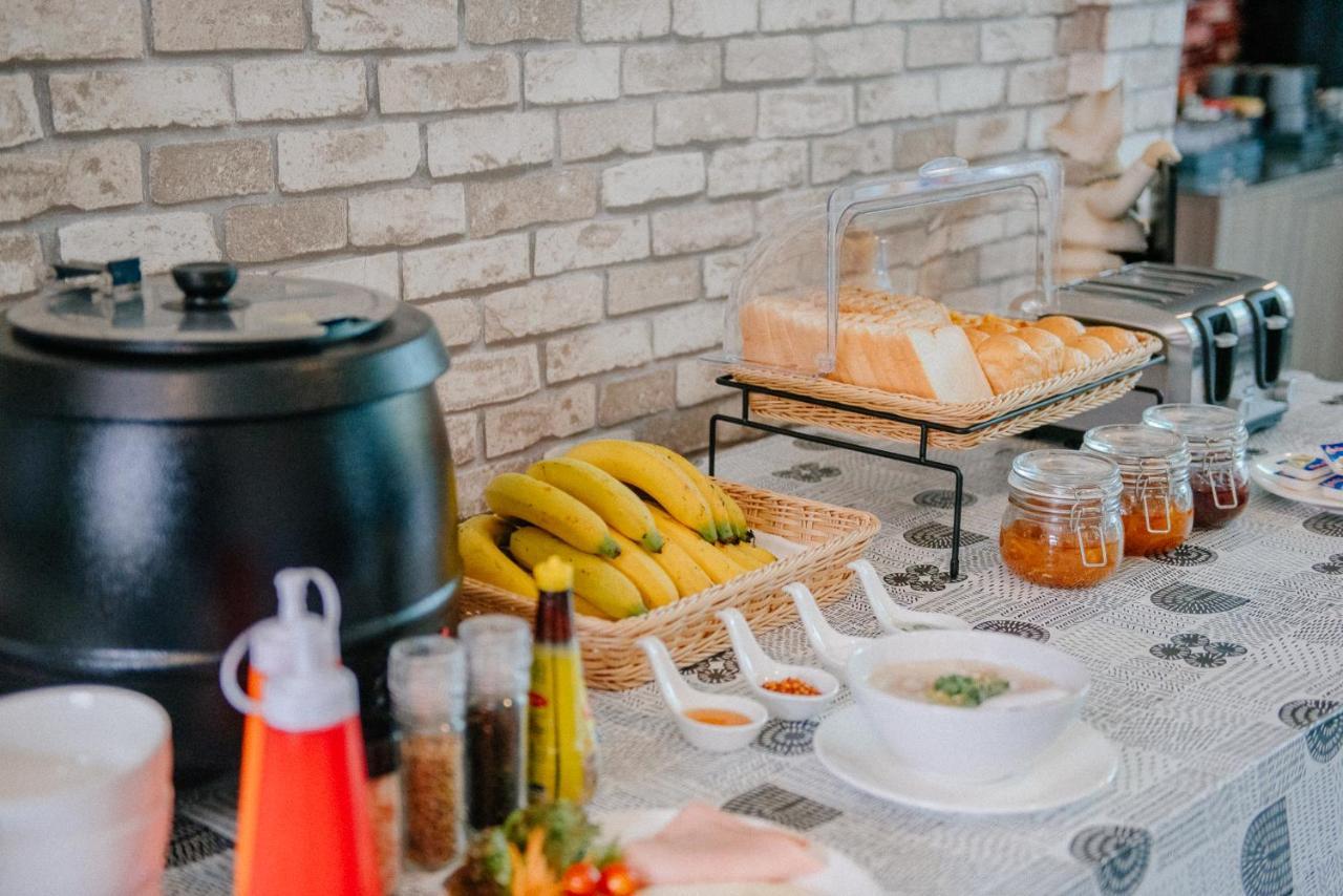 One Chumphon Hotel Ngoại thất bức ảnh