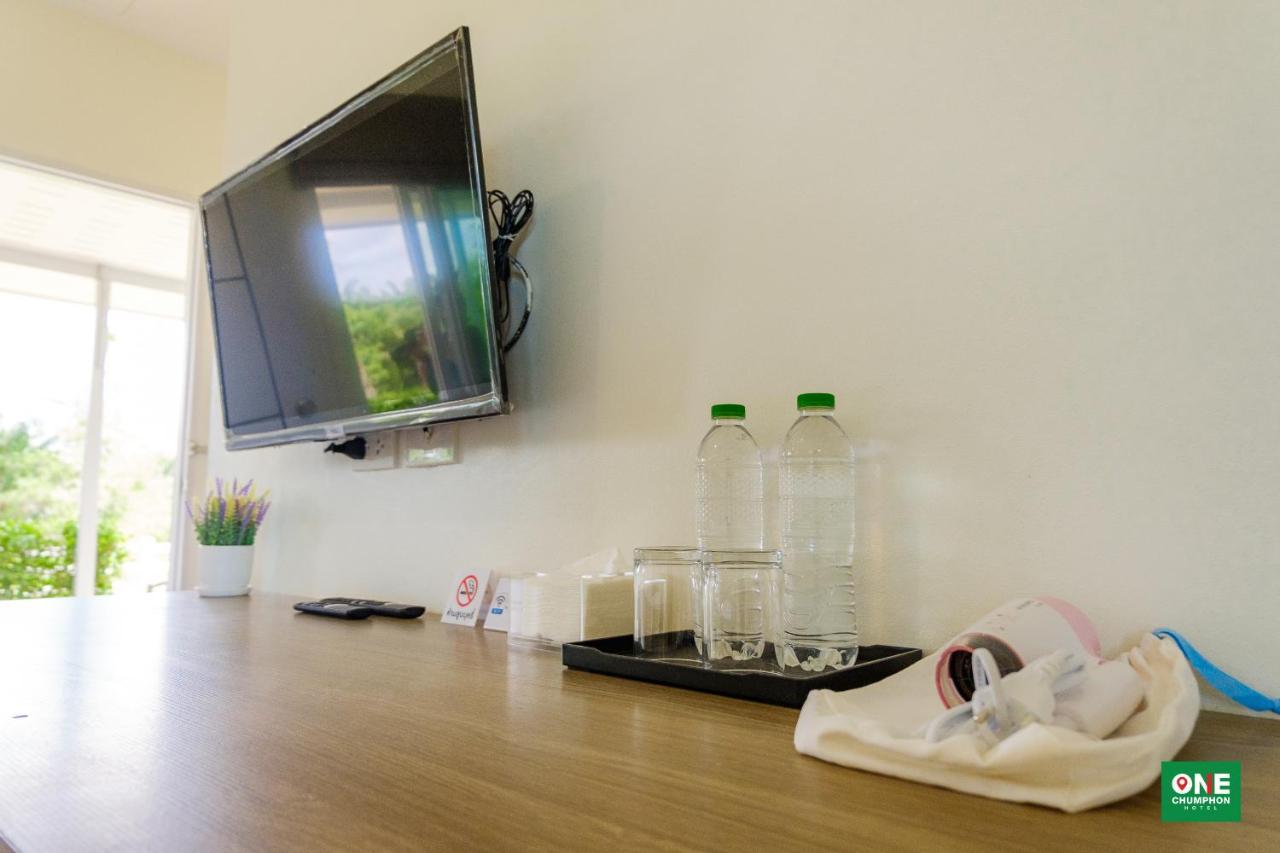 One Chumphon Hotel Ngoại thất bức ảnh