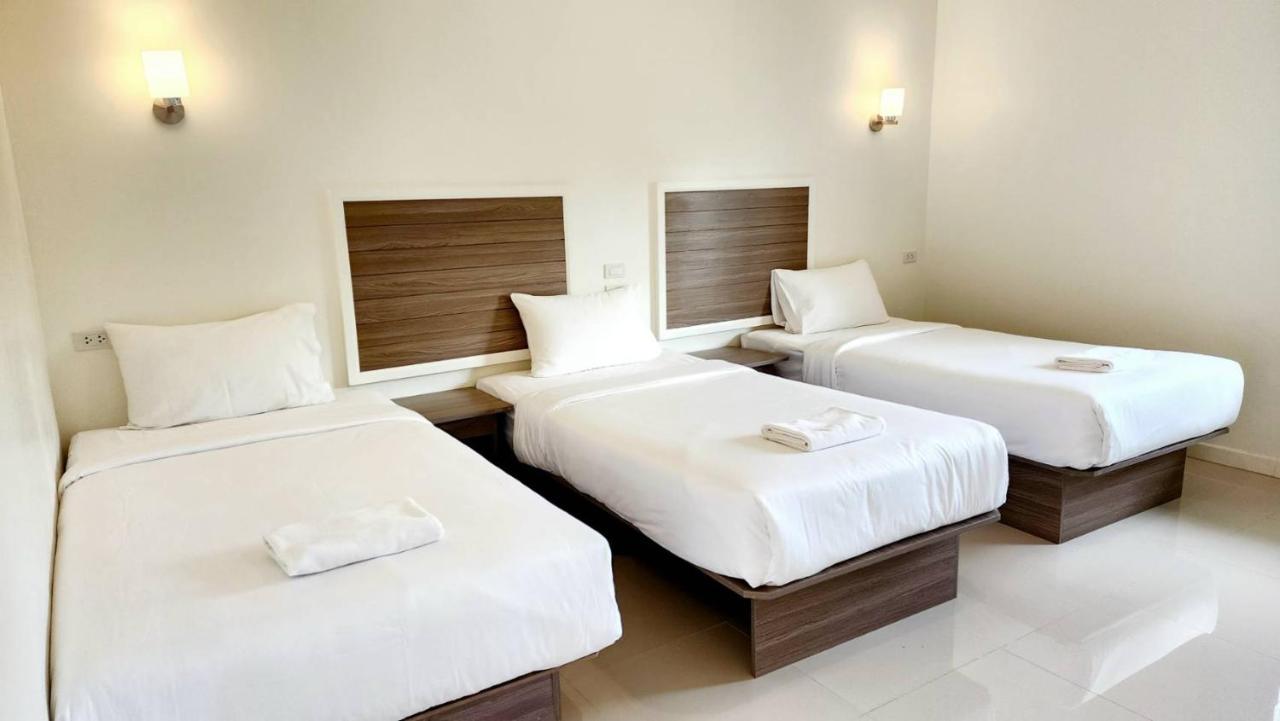 One Chumphon Hotel Ngoại thất bức ảnh